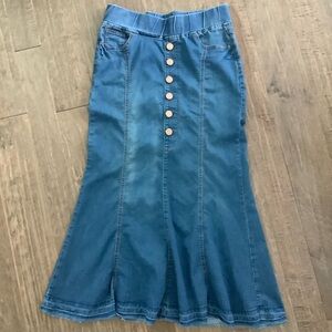 Be-Girl Maxi 5 Pocket Jean Skirt, Size M